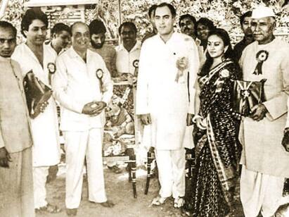 Remembering Former PM Rajiv Gandhi on his 30th death anniversary முன்னாள் பிரதமர் ராஜீவ் காந்தியின் முன்னெடுப்புகள் : நினைவுநாள் நினைவலைகள் !