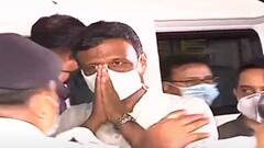 Firhad Hakim: চেতলার বাড়িতে ফিরলেন ফিরহাদ হাকিম, আদালতের নির্দেশে আপাতত গৃহবন্দি