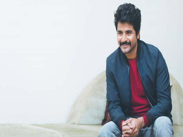 சிறுவயதில் இருந்தே தனது தந்தையை போல் போலீஸ் ஆக விரும்பினார்