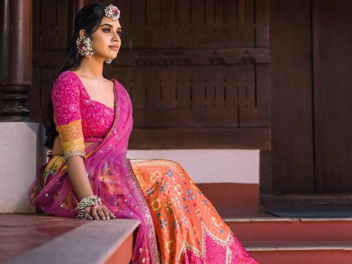 வேலன் திரைப்படத்தின் First Look போஸ்ட்டரை பிரபல நடிகர் துல்கர் சல்மான் கடந்த மாதம் வெளியிட்டது குறிப்பிடத்தக்கது.