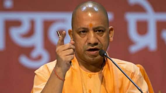 जब महामारी में काम करवाया जाता है तो सरकारी शिक्षकों को टीका क्यों नहीं लगवाती सरकार?