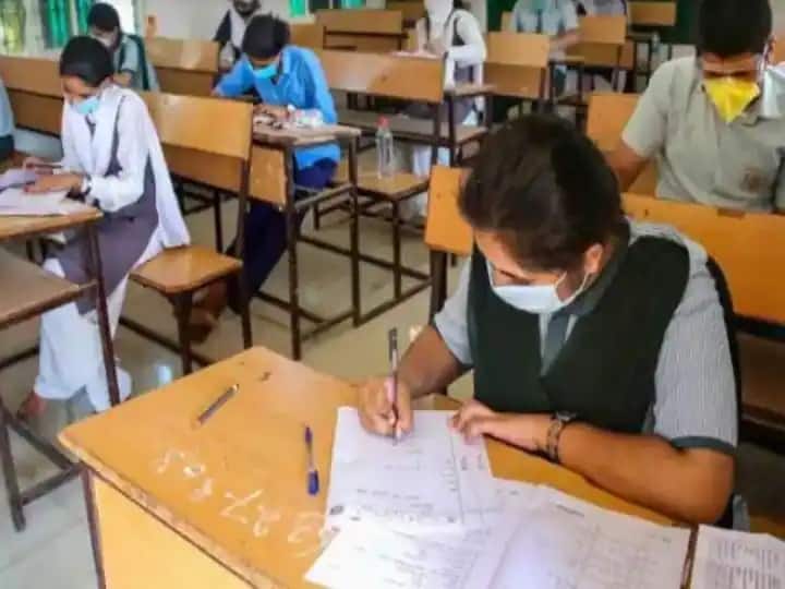 Madhya pradesh school education board will conduct class 10th and 12th exams from this date know details MP Board Exams 2022: मध्य प्रदेश दसवीं और बारहवीं की परीक्षाएं होंगी इस तारीख से, रिवाइज हो चुकी है मार्किंग स्कीम
