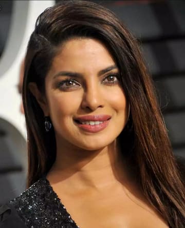 Priyanka Chopra Urges People To Donate: Latest News, Photos and Videos on Priyanka Chopra Urges People To Donate - ABP Sanjha Priyanka Chopra Urges People To Donate: Latest News, Photos and Videos on Priyanka Chopra Urges People To Donate - ABP Sanjha