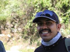 IAS Success Story: पिता बेचते थे चाय, बेटे ने बिना कोचिंग के पहले ही प्रयास में पास की UPSC परीक्षा