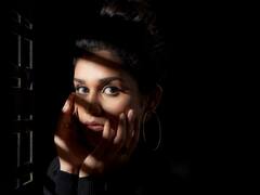 Meenakshi Govindarajan | அழகிய மாடர்ன் மங்கை - நடிகை மீனாட்சி கோவிந்தராஜனின் அசத்தல் புகைப்படங்கள்