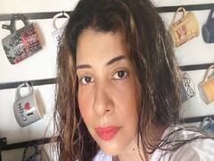 कोरोना पॉजिटिव पिता को लेकर संभावना सेठ का अस्पताल में हंगामा, सामने आया वीडियो