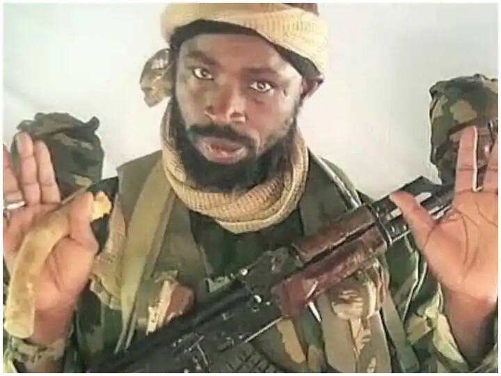Boko Haram leader Abubakar Shekau blew himself with explosives Abubakar Shekau | बोको हरामचा नेता अबुबकर शेकऊने स्वतःला स्फोटकांनी उडवलं