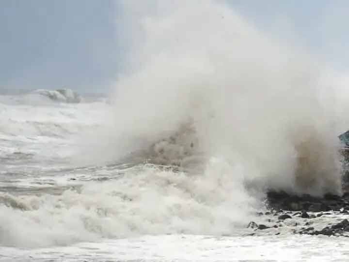 New threat After Toute now cyclone Yaas can turn into a severe storm west bengal Cyclone Yaas: ताउते के बाद अब गंभीर चक्रवाती तूफान में बदल सकता है ‘यास’, ओडिशा-बंगाल के तटों को कर सकता है पार