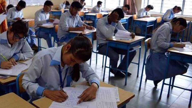 AHSEC 12th Exam 2021: Assam board 12th exam in July on CBSE pattern AHSEC 12th Exam 2021: सीबीएसई पैटर्न पर जुलाई में होगी असम बोर्ड की 12वीं की परीक्षा
