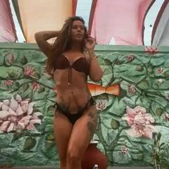 ਅਦਾਕਾਰ ਜੈਕੀ ਸ਼ਰੌਫ ਦੀ ਧੀ ਕ੍ਰਿਸ਼ਨਾ ਦੀਆਂ ਬਿਕਨੀ ਤਸਵੀਰਾਂ ਨੇ ਮਚਾਇਆ ਤਹਿਲਕਾ, ਬੋਲਡ ਲੁਕ ਦੇਖ ਕੇ ਦੀਵਾਨੇ ਹੋਏ ਲੋਕ