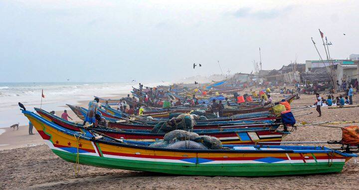 Cyclone Yaas Update Deep depression over Bay of Bengal intensifies into 'cyclonic storm': IMD Yaas Cyclone Update: ঘূর্ণিঝড়ে পরিণত ইয়াস, অবস্থান দিঘা থেকে ৬৩০ কিমি দূরে