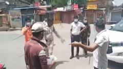 Chhattisgarh: पद की गरिमा भूले सूरजपुर के DM, बीच सड़क युवक को मारा थप्पड़, सुरक्षाकर्मी से पिटवाया