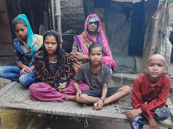 Four Children Orphaned After Mother Death Due To Coronavirus In Ballia  Uttar Pradesh Ann | कोरोना ने दिया दर्द, मां की मौत के बाद अनाथ हुए चार  मासूम...इतने बुरे हालात में भी