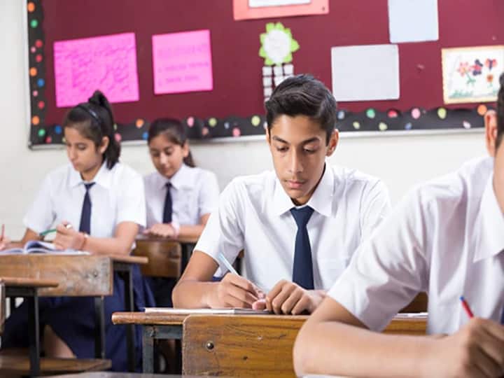 Education Ministry released performance grading index, Punjab, Tamil Nadu are on top in school education ranking शिक्षा मंत्रालय ने जारी किया परफॉर्मेंस ग्रेडिंग इंडेक्स, स्कूल एजुकेशन रैंकिंग में टॉप पर  हैं पंजाब, तमिलनाडु सहित ये राज्य