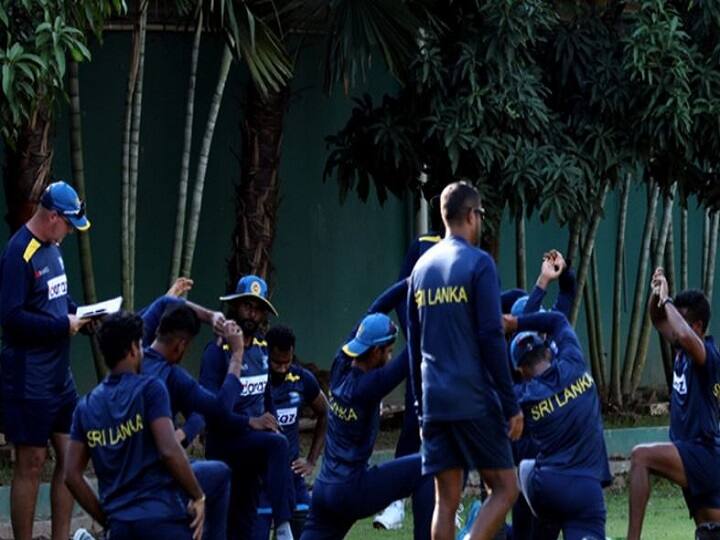 SL Vs BAN: मैच से ठीक पहले श्रीलंका के कोच और दो खिलाड़ियों की कोरोना रिपोर्ट पॉजिटिव, सीरीज पर लटकी तलवार