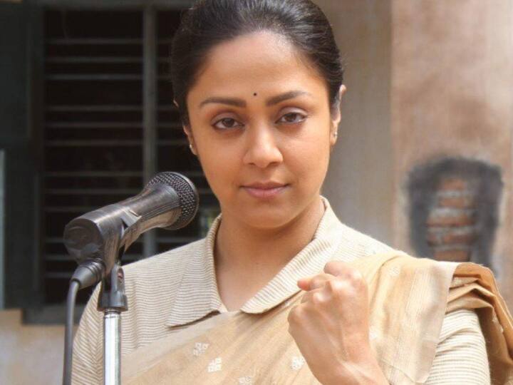 முன்னணி நடிகருக்கு அக்காவாக நடிக்கும் ஜோதிகா? - ஒரு சர்ப்ரைஸ் அப்டேட் Actress Jyothika acting as Sister for a leading actor in Telugu முன்னணி நடிகருக்கு அக்காவாக நடிக்கும் ஜோதிகா? - ஒரு சர்ப்ரைஸ் அப்டேட்