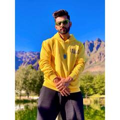 ‘Khatron Ke Khiladi 11’ Contestant Rahul Vaidya Share Pictures Capturing The Scenic Beauty Of Cape Town