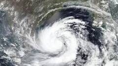 Yaas Cyclone Update: গতি বাড়িয়ে সময়ের আগেই আছড়ে পড়তে পারে ঘূর্ণিঝড় ইয়াস