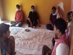 पुलिस की लापरवाही के चलते छात्रा ने की खुदकुशी, परिजन बोले- आरोपियों पर कर्रवाई होती तो बच जाती जान  