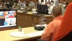 Gonda में Covid Command Centre के निरीक्षण के बाद CM Yogi ने की समीक्षा बैठक | Khabrein Tabadtod