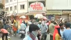 વડોદરાના મંગળ બજારમાં મોટી બેદ્રકારી આવી સામે