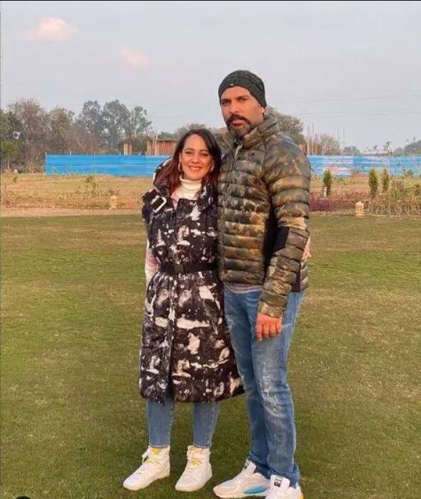 ਯੁਵਰਾਜ ਸਿੰਘ ਦੀ ਪਤਨੀ ਹੇਜ਼ਲ ਕੀਚ ਮੂਲ ਰੂਪ ਤੋਂ ਯੂਕੇ ਦੀ ਹੈ। ਉਹ ਸਲਮਾਨ ਖਾਨ ਦੇ ਬਾਡੀਗਾਰਡ ਫਿਲਮ ਵਿੱਚ ਦਿਖਾਈ ਦਿੱਤੀ ਸੀ। ਇਸ ਤੋਂ ਬਾਅਦ ਦੋਵਾਂ ਦਾ ਸਾਲ 2016 'ਚ ਵਿਆਹ ਹੋ ਗਿਆ ਸੀ।