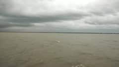 Cyclone Yaas: উপকূলের সঙ্গে ইয়াসের দূরত্ব কমতেই সাগরে ঘনাচ্ছে দুর্যোগের মেঘ, ঝোড়ো হাওয়ার সঙ্গে বাড়ছে জলস্তরও