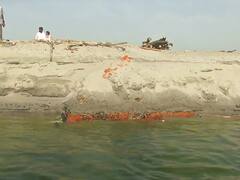 खबर का असर: प्रयागराज में गंगा की कटान से प्रभावित शवों को सम्मान के साथ किया गया शिफ्ट, अफसरों ने कही बड़ी बात