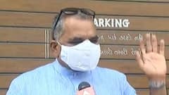 કોવિડ કેર સેન્ટરમાં હું 40 દિવસથી રાત-દિવસ સેવા કરું છું, પેશન્ટોને પકડી પકડીને ચલાવું છું, તેમને મસાજ કરું છું......મેં 200 દર્દીને સારા કર્યા છે....