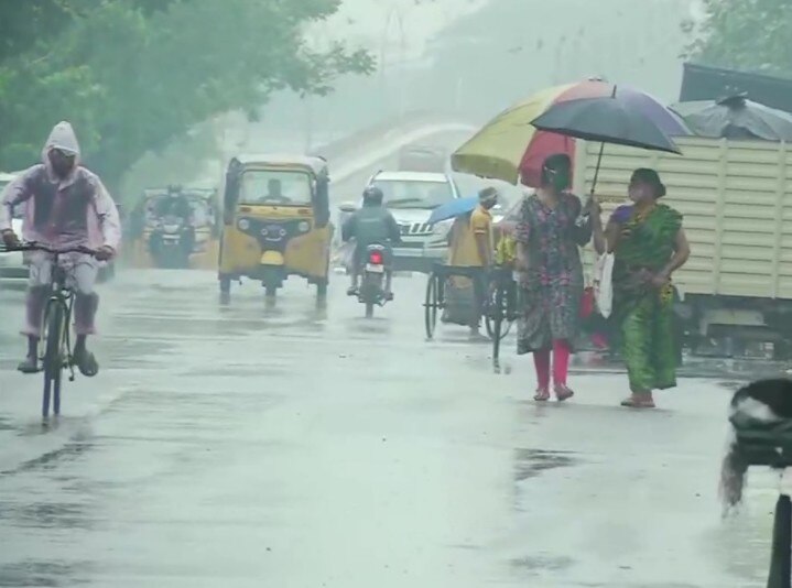 Cyclone Yaas Live: ओडिशा की राजधानी भुवनेश्वर में तेज बारिश, कल उत्तर ओडिशा-पश्चिम बंगाल तटों से टकराएगा 'यास'