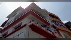 अभिनेत्री सोनाली कुलकर्णीच्या इमारतीमध्ये माथेफिरु ,सोनालीच्या वडिलांसोबत माथेफिरुची झटापट