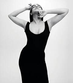 नए फोटोशूट से फिर बटोरी Priyanka Chopra ने सुर्खियां, इस बार ब्लैक एंड व्हाइट शेड में ढाया कहर