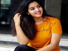 Photos | மனதை கொள்ளைக்கொள்ளும் மாளவிகா மேனன் - புகைப்படங்கள்!