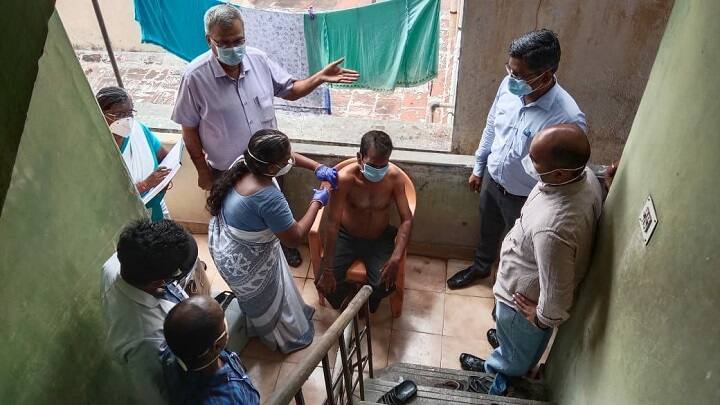 Chennai corporation announces toll free vaccination numbers for differently abled பேச்சு மற்றும் செவித்திறன் குறைபாடுடையவர்களுக்கு தடுப்பூசி உதவி எண்! - சென்னை மாநகராட்சி