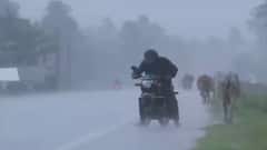 Top Headlines: Heavy rains lash parts of Odisha as Cyclone Yaas inches closer