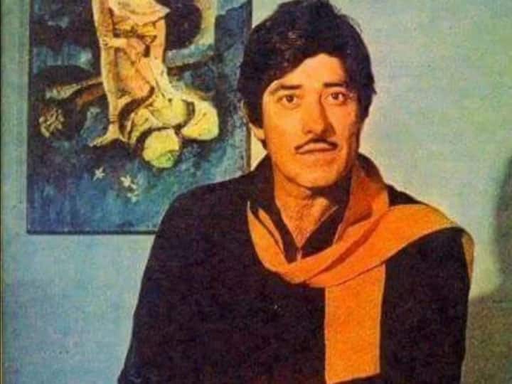 आपने इंडस्ट्री में कई अभिनेताओं को फिल्मों में थिरकते देखा होगा, लेकिन असल जिंदगी में अगर कोई बोल्ड एक्टर था तो वो थे राज कुमार. राज कुमार ने फिल्मों के साथ-साथ अपने अंदाज से भी अपनी खास पहचान बनाई. लेकिन शायद उन्होंने यह अंदाज सिर्फ फिल्मों में ड्रामा के लिए नहीं दिखाया.