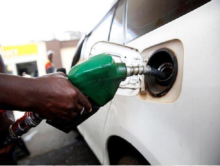 petrol-diesel-price-hike-today-26-may-petrol-diesel-rate-delhi-mumbai Petrol Diesel Price : पेट्रोल- डिझेलचे आजचे दर जाहीर; जाणून घ्या किती रुपये मोजावे लागणार
