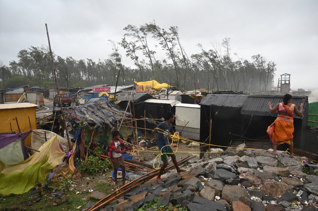 Cyclone Yaas Images West Bengal, Odisha Coast, Jharkhand On Alert Yaas  Severe Cyclone Storm Pictures