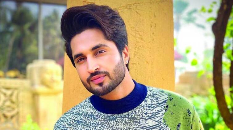 Jassi Gill's college time video Surfaced , you may not have seen this style of singing before ਜੱਸੀ ਗਿੱਲ ਦੀ ਕਾਲਜ ਵੇਲੇ ਦੀ ਵੀਡੀਓ ਆਈ ਸਾਹਮਣੇ, ਗਾਇਕੀ ਦਾ ਇਹ ਅੰਦਾਜ਼ ਤਸੀਂ ਪਹਿਲਾਂ ਨਹੀਂ ਵੇਖਿਆ ਹੋਣਾ