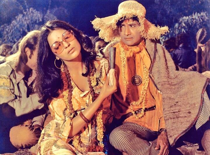 मीडिया रिपोर्ट्स की मानें तो शादीशुदा देव आनंद एक्ट्रेस से अपने प्यार का इजहार भी करने वाले थे. कहते हैं कि देव साहब ने मुंबई के होटल ताज में एक पार्टी के बाद जीनत से मिलने का प्लान भी बना लिया था.