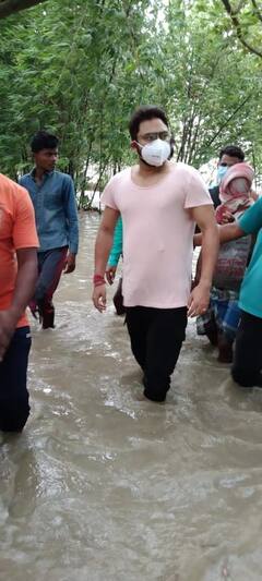 Soham Chakraborty on Yaas Cyclone: হাঁটুজল বেয়ে চণ্ডীপুরে ইয়াস ক্ষয়ক্ষতি ঘুরে দেখলেন বিধায়ক সোহম