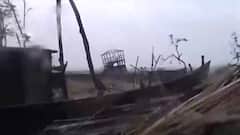 Yaas Cyclone Update: উল্টে গিয়েছে ওয়াচ টাওয়ার, ঝড়ে ভেঙেছে দোকান-বাড়ি, উদয়পুর সমুদ্র সৈকতে ধ্বংসের ছবি