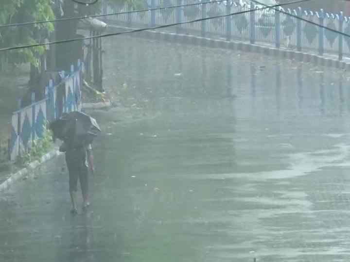 Cyclone Yaas impact in Uttar Pradesh heavy rain with high speed winds Cyclone Yaas: यूपी के इन जिलों में होगा बड़ा असर, तेज हवा के साथ हो सकती है भारी बारिश