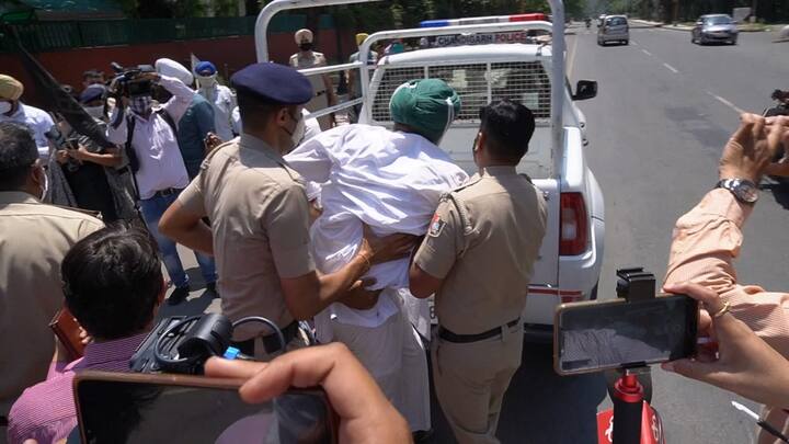 ਵਿਧਾਇਕ ਮੀਤ ਹੇਅਰ ਨੇ ਕਿਹਾ ਕਿ ਦੇਸ਼ ਦਾ ਕਿਸਾਨ ਜਿਥੇ ਕਾਲੇ ਕਾਨੂੰਨਾਂ ਨੂੰ ਰੱਦ ਕਰਵਾਉਣ ਲਈ ਕੇਂਦਰ ਸਰਕਾਰ ਖ਼ਿਲਾਫ਼ 6 ਮਹੀਨਿਆਂ ਤੋਂ ਅੰਦੋਲਨ ਕਰ ਰਿਹਾ ਹੈ, ਉਥੇ ਹੀ ਕੋਰੋਨਾ ਮਹਾਮਾਰੀ ਦਾ ਮੁਕਾਬਲਾ ਵੀ ਕਰ ਰਿਹਾ ਹੈ।