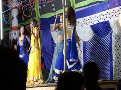 बिहार: लॉकडाउन के नियमों की उड़ी धज्जियां, शादी में ऑर्केस्ट्रा का हुआ आयोजन, रात भर लगे ठुमके