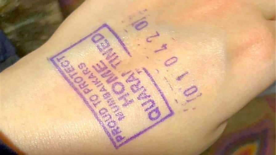 Mumbai New rules for Mumbai Home isolation announced मुंबईत गृहविलगीकरणासाठी नवी नियमावली जाहीर