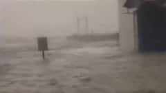 Cyclone Yaas: গার্ডওয়াল টপকে দিঘায় ঢুকছে সমুদ্রের জল, প্লাবিত বিস্তীর্ণ এলাকা