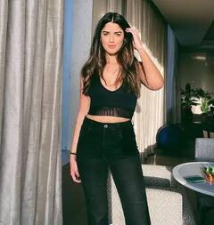 ਵਿਰਾਟ ਕੋਹਲੀ ਦੀ ਐਕਸ ਗਰਲਫਰੈਂਡ ਇਜ਼ਾਬੇਲ ਦੀਆਂ ਤਸਵੀਰਾਂ, ਕਦੇ ਦੀਵਾਨਿਆਂ ਵਾਂਗ ਇੱਕ-ਦੂਜੇ ਨੂੰ ਸੀ ਚਾਹੁੰਦੇ