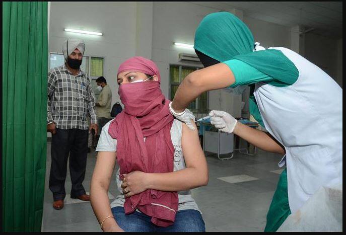 12 Crore Doses will be available for National COVID Vaccination for month of June ANN जून में टीकाकरण के लिए 12 करोड़ डोज उपलब्ध होंगी, केंद्र ने दी जानकारी