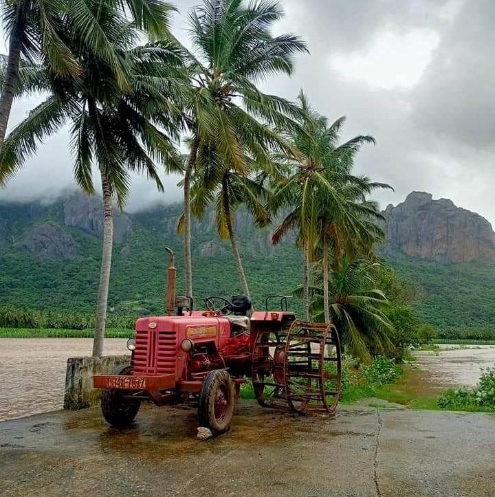 மழை ஏற்பட்ட சேதத்தால் முடங்கியுள்ள வேளாண் பணிகள்